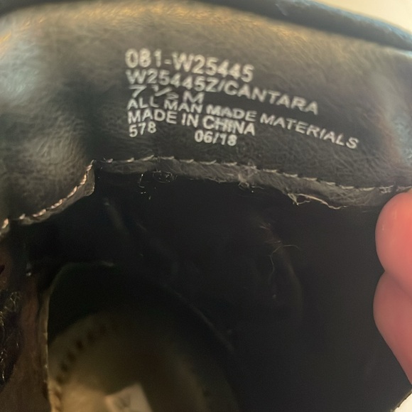 Women’s white mountain boots size 7 1/2 - Picture 5 of 7